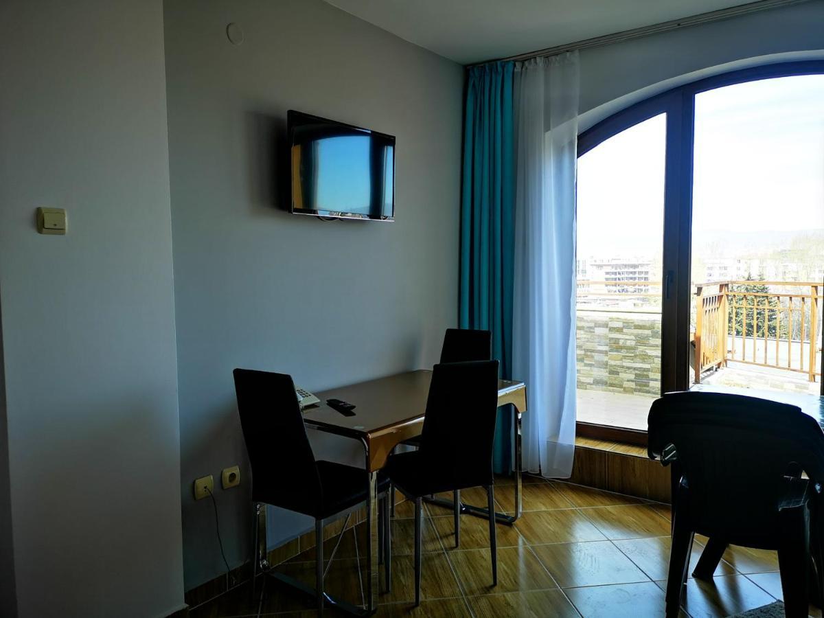 Complex Golden Dreams Aparthotel Slăntjev Brjag Exteriör bild
