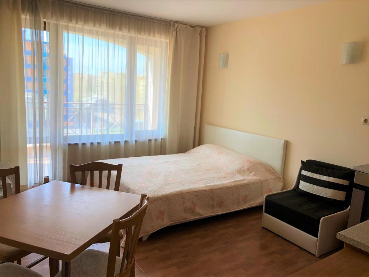 Complex Golden Dreams Aparthotel Slăntjev Brjag Exteriör bild